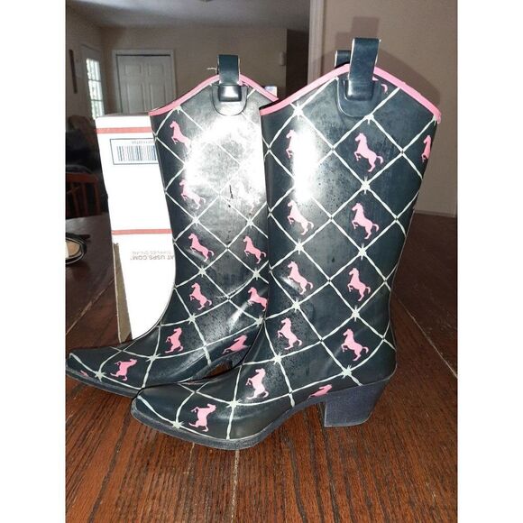 Good Used Condition Size 6 Black Pink Grey Horse Equestrian Rubber Western Boots - Picture 1 of 7